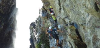 Via-Ferrata_Tyrolienne_Kroentenhut-Cascade.jpg