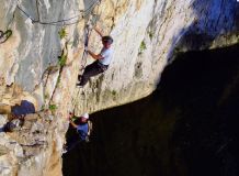 Via-Ferrata_de-la-Roque_2.jpg