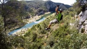 Gorges-du-gardon_v-ferrata_fr_04.jpg